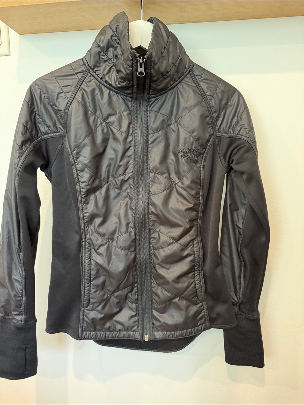 The North Face Women's Black Quilted Hybrid Puffer Jacket